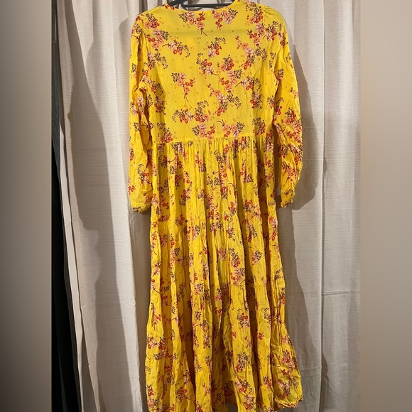 BRAND NEW WOMENS FLORAL MAXI DRESS NWOT size Small - Picture 6 of 6